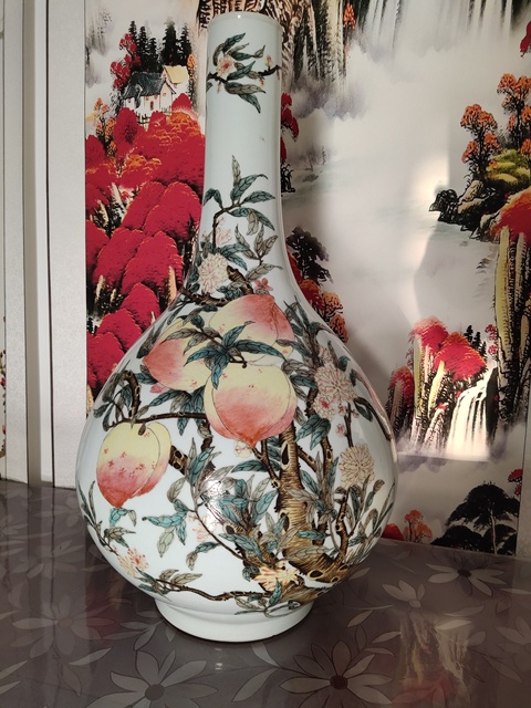 古玩陶瓷粉彩錐把瓶拍賣，當前價格6000元