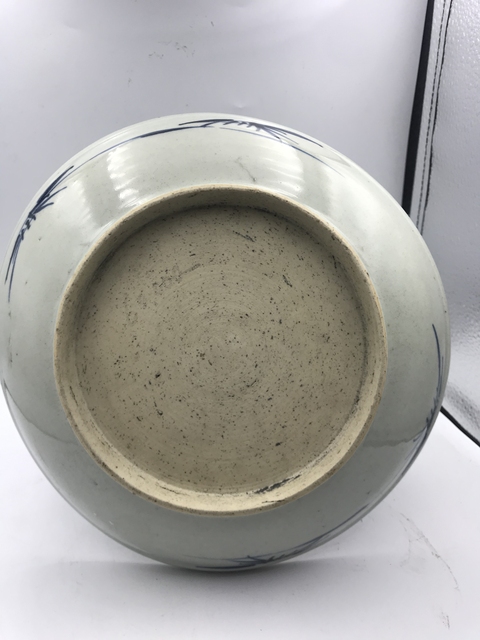 古玩陶瓷飄帶繡球獅子紋青花盤拍賣，當前價格8900元