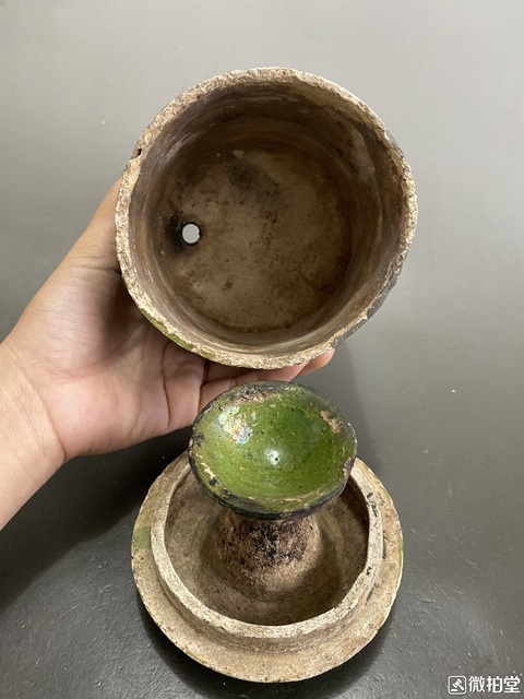 古玩陶瓷綠釉帶罩香薰拍賣，當(dāng)前價格8600元