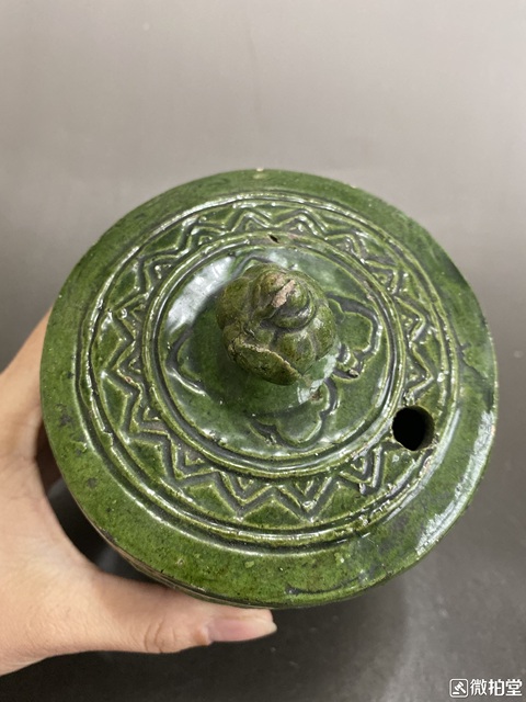 古玩陶瓷綠釉帶罩香薰拍賣，當(dāng)前價格8600元