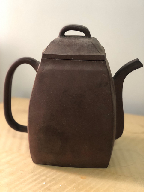 古玩陶瓷紫砂壺拍賣(mài)，當(dāng)前價(jià)格6000元