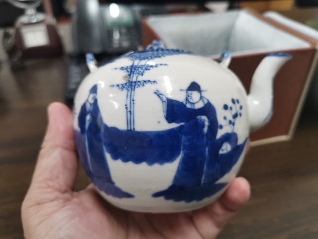 古玩陶瓷提梁壺拍賣，當前價格5000元