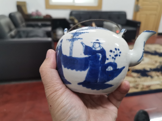 古玩陶瓷提梁壺拍賣，當前價格5000元