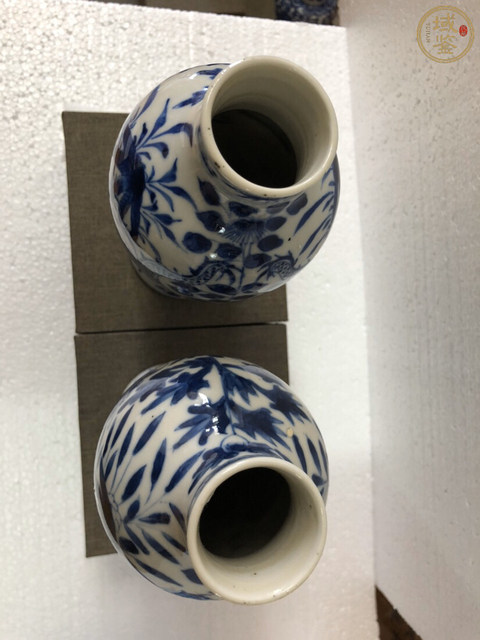 古玩陶瓷青花瓶拍賣，當前價格1800元