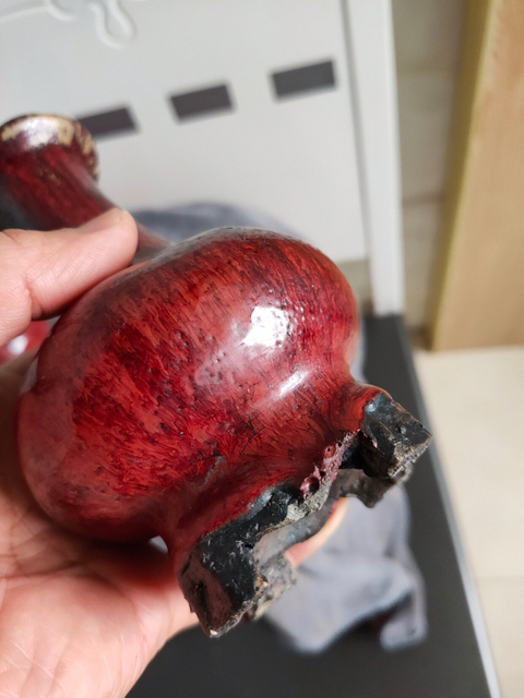 古玩陶瓷紅釉連座瓶拍賣，當前價格17000元