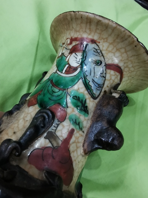 古玩陶瓷刀馬人瓶拍賣，當前價格18800元