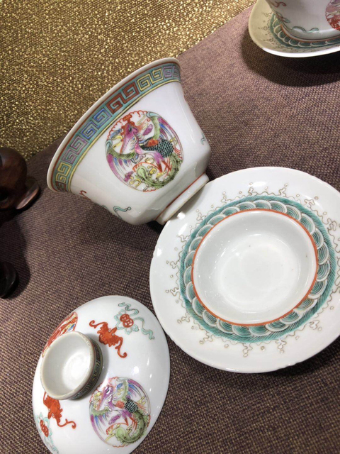 古玩陶瓷粉彩蓋碗拍賣，當前價格10000元