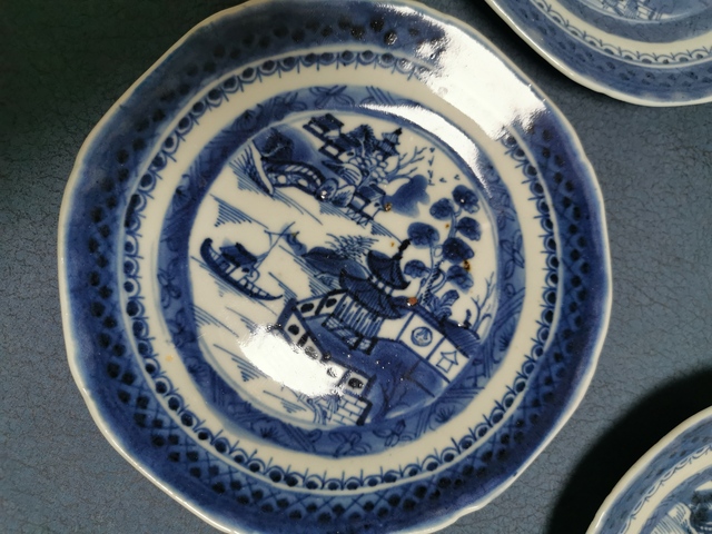 古玩陶瓷青花山水紋盤拍賣，當前價格12000元