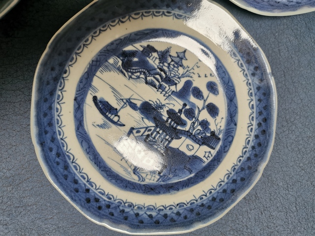 古玩陶瓷青花山水紋盤拍賣，當前價格12000元