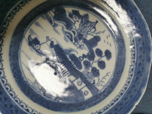 古玩陶瓷青花山水紋盤拍賣，當前價格12000元