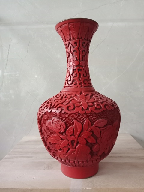 古玩雜項創匯期剔紅賞瓶拍賣，當前價格1580元