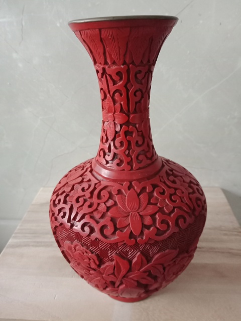 古玩雜項創匯期剔紅賞瓶拍賣，當前價格1580元