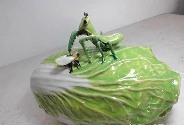 古玩陶瓷白菜擺件拍賣，當前價格6900元