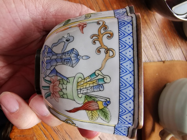 古玩陶瓷倭角杯拍賣，當前價格7080元