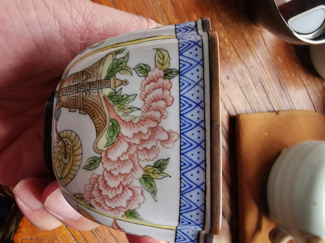 古玩陶瓷倭角杯拍賣，當前價格7080元