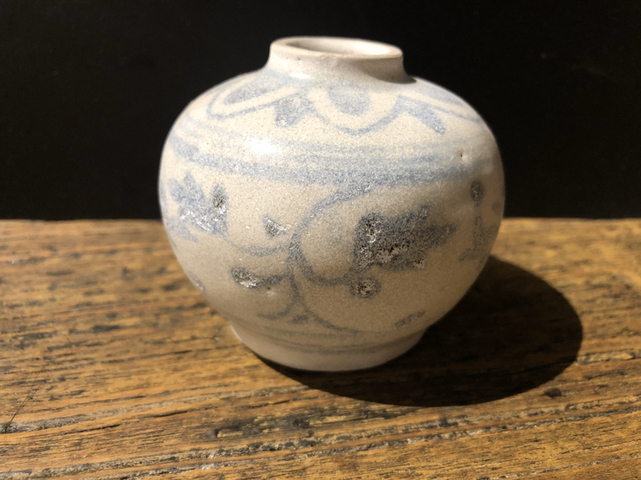 古玩陶瓷青花花卉紋罐拍賣，當前價格9000元