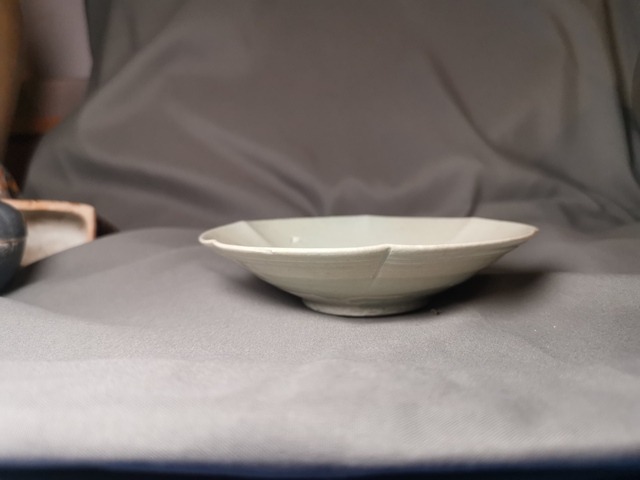 古玩陶瓷青白釉六出筋花口盤拍賣，當前價格10000元