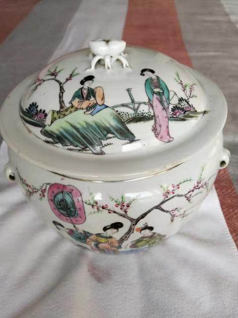 古玩陶瓷四系粥罐拍賣，當(dāng)前價格4000元