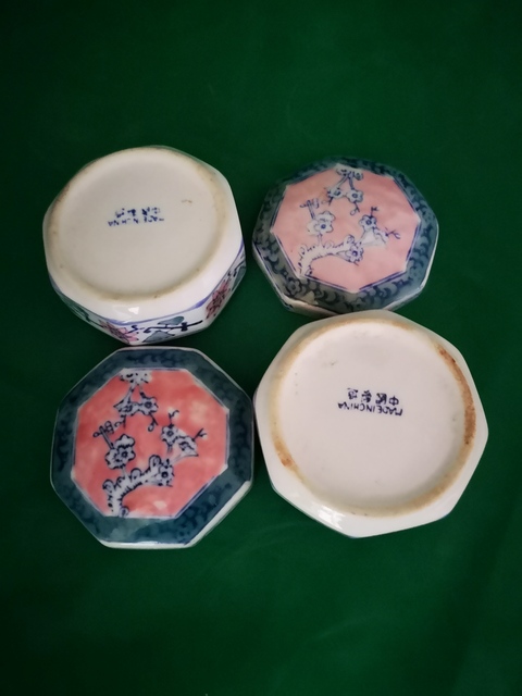 古玩陶瓷蓋盒一對拍賣，當(dāng)前價格5000元