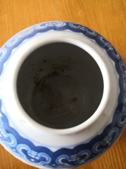 古玩陶瓷花卉紋罐拍賣，當(dāng)前價(jià)格4000元