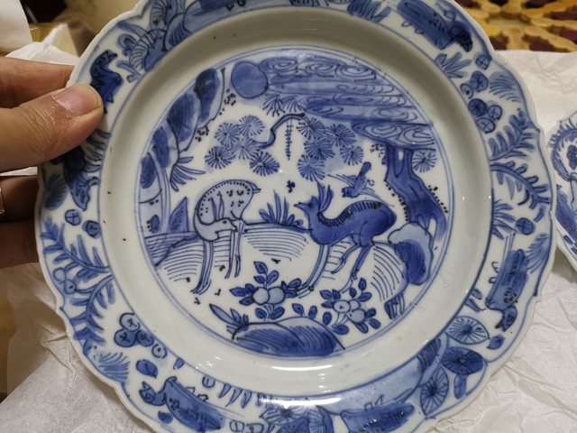 古玩陶瓷萬歷青花喜鹿封侯紋花口盤拍賣，當前價格9000元