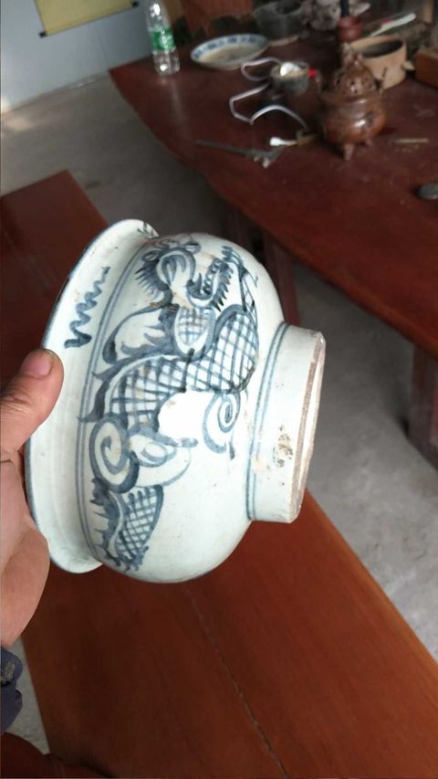 古玩陶瓷圈足爐拍賣，當(dāng)前價(jià)格8000元