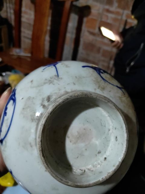 古玩陶瓷圈足爐拍賣，當(dāng)前價(jià)格8000元