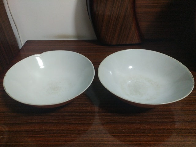 古玩陶瓷紅地描金碗拍賣，當(dāng)前價格5000元