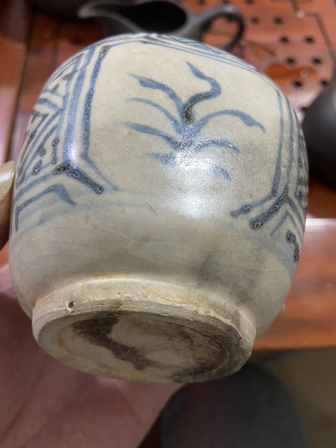 古玩陶瓷十六世紀初安南青花花草紋罐拍賣，當前價格5080元