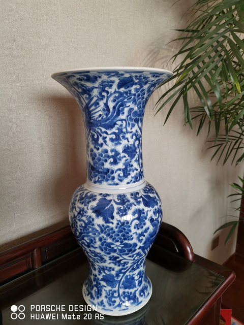 古玩陶瓷青花鳳穿牡丹紋鳳尾尊拍賣，當(dāng)前價(jià)格5000元