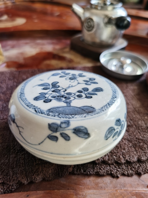 古玩陶瓷青花花卉紋印泥盒拍賣，當前價格8000元