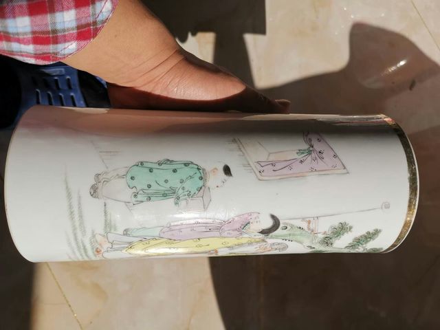 古玩陶瓷粉彩帽筒拍賣，當前價格11800元