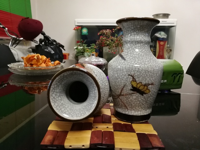 古玩陶瓷哥釉加彩瓶一對拍賣，當前價格6800元