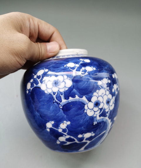 古玩陶瓷青花冰梅罐拍賣，當前價格10000元