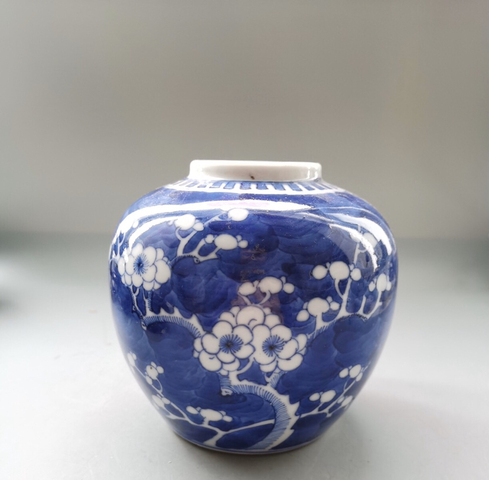 古玩陶瓷青花冰梅罐拍賣，當前價格10000元