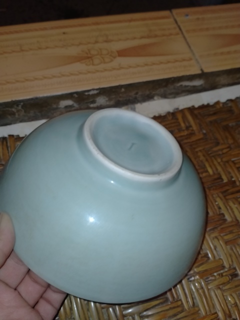 古玩陶瓷豆青釉碗拍賣，當前價格2000元