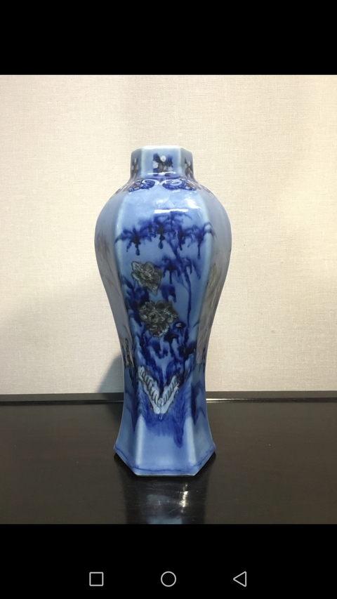 古玩陶瓷藍上籃釉里紅瓶拍賣，當前價格5000元