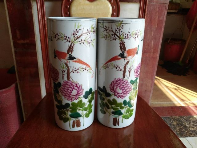 古玩陶瓷彩繪帽筒拍賣，當前價格9200元