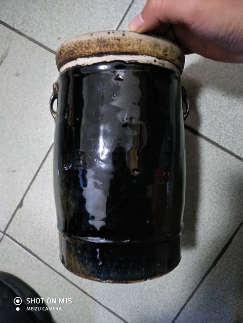 古玩陶瓷黑釉罐拍賣，當(dāng)前價(jià)格11200元