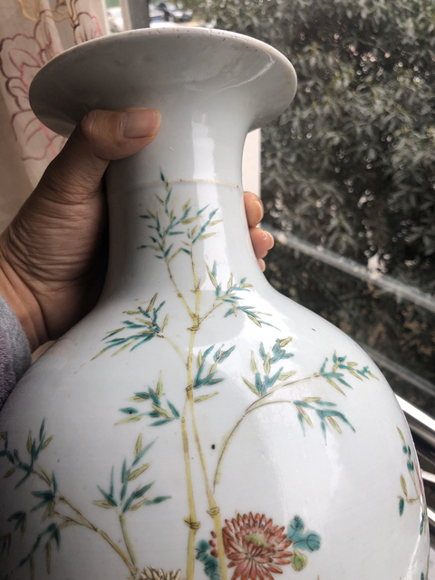 古玩陶瓷粉彩花鳥紋敞口瓶拍賣，當前價格11800元