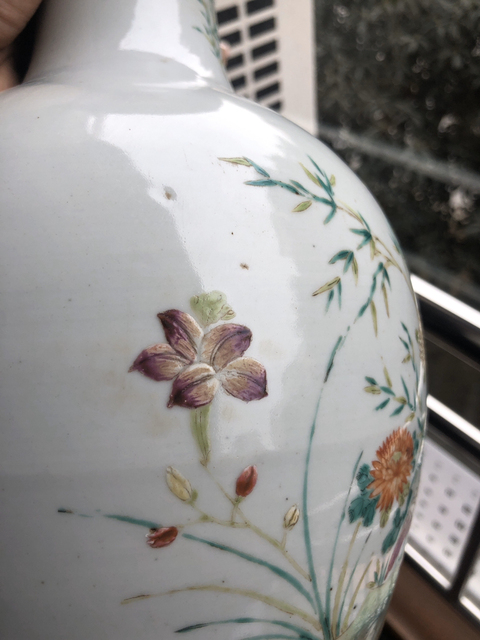 古玩陶瓷粉彩花鳥紋敞口瓶拍賣，當前價格11800元