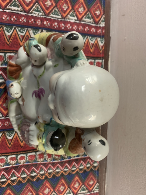 古玩陶瓷五子鬧佛拍賣(mài)，當(dāng)前價(jià)格6000元