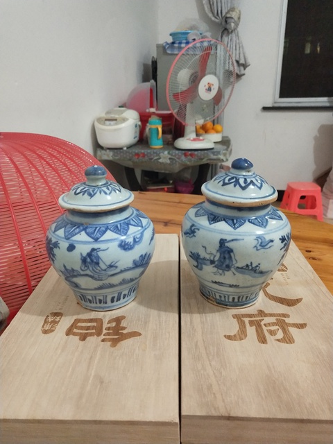 古玩陶瓷成化至弘治青花高士圖蓋罐拍賣，當(dāng)前價(jià)格14800元