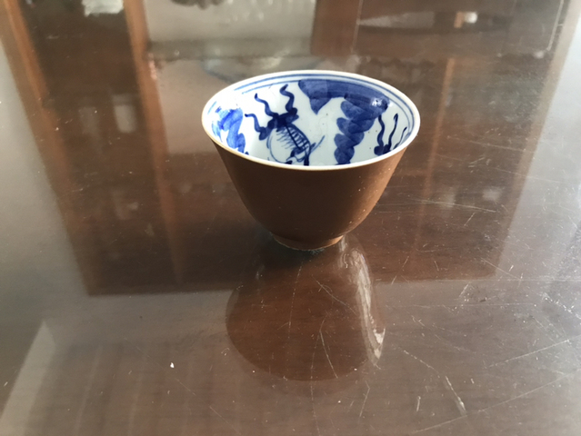 古玩陶瓷醬釉青花杯拍賣，當前價格6200元