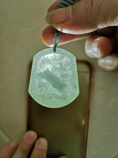 古玩玉器龍牌子拍賣,當前價格260元
