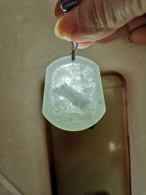 古玩玉器龍牌子拍賣,當前價格260元