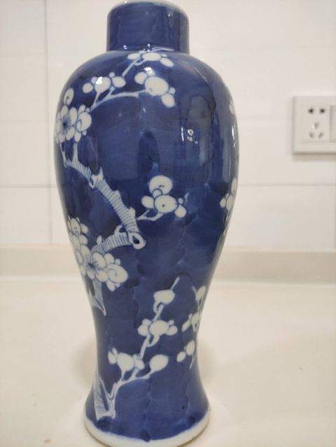 古玩陶瓷青花瓶拍賣，當前價格8000元