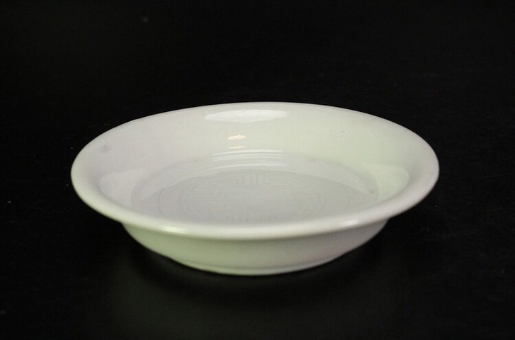 古玩陶瓷暗刻盤拍賣，當前價格3000元