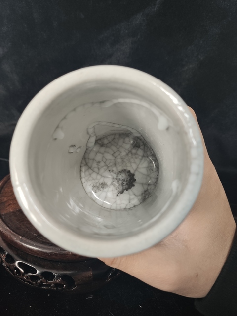 古玩陶瓷哥釉筆筒拍賣，當(dāng)前價(jià)格12800元