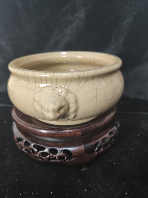 古玩陶瓷白釉輔首爐拍賣，當前價格6000元